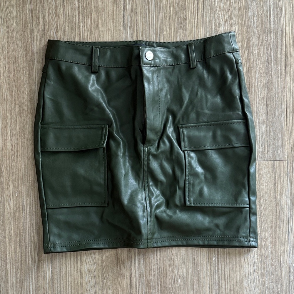 Love Tree Dark Green Midi Skirt